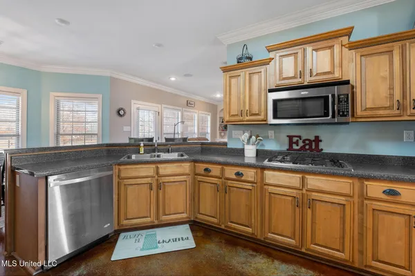 $549,500 | 7247 Eastern Drive, Olive Branch, MS 38654