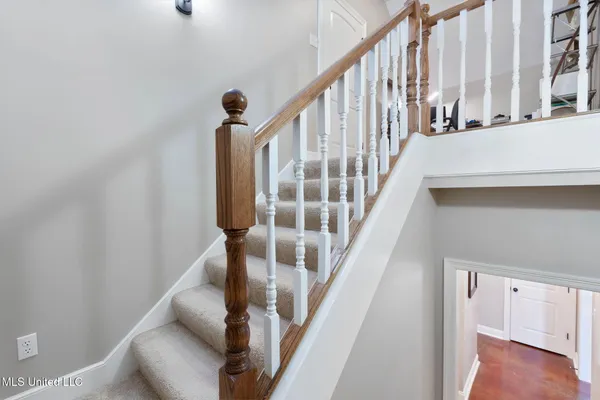 $549,500 | 7247 Eastern Drive, Olive Branch, MS 38654