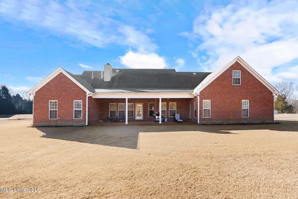 $549,500 | 7247 Eastern Drive, Olive Branch, MS 38654