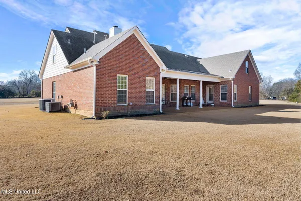 $549,500 | 7247 Eastern Drive, Olive Branch, MS 38654