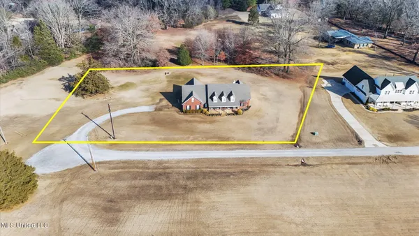 $549,500 | 7247 Eastern Drive, Olive Branch, MS 38654
