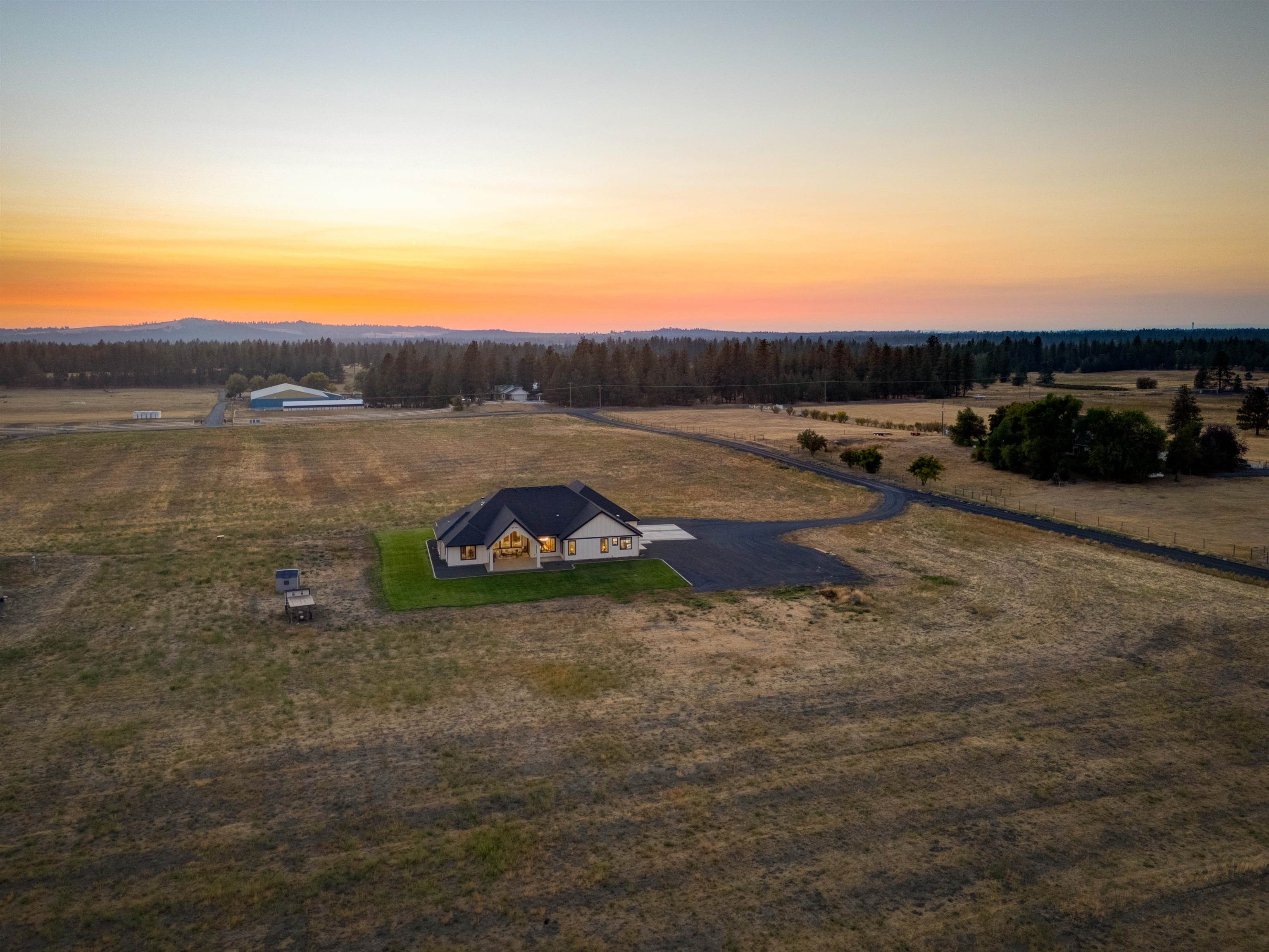 10911 South Sherman Road Spokane, WA 99224 - Photo 45 of 50