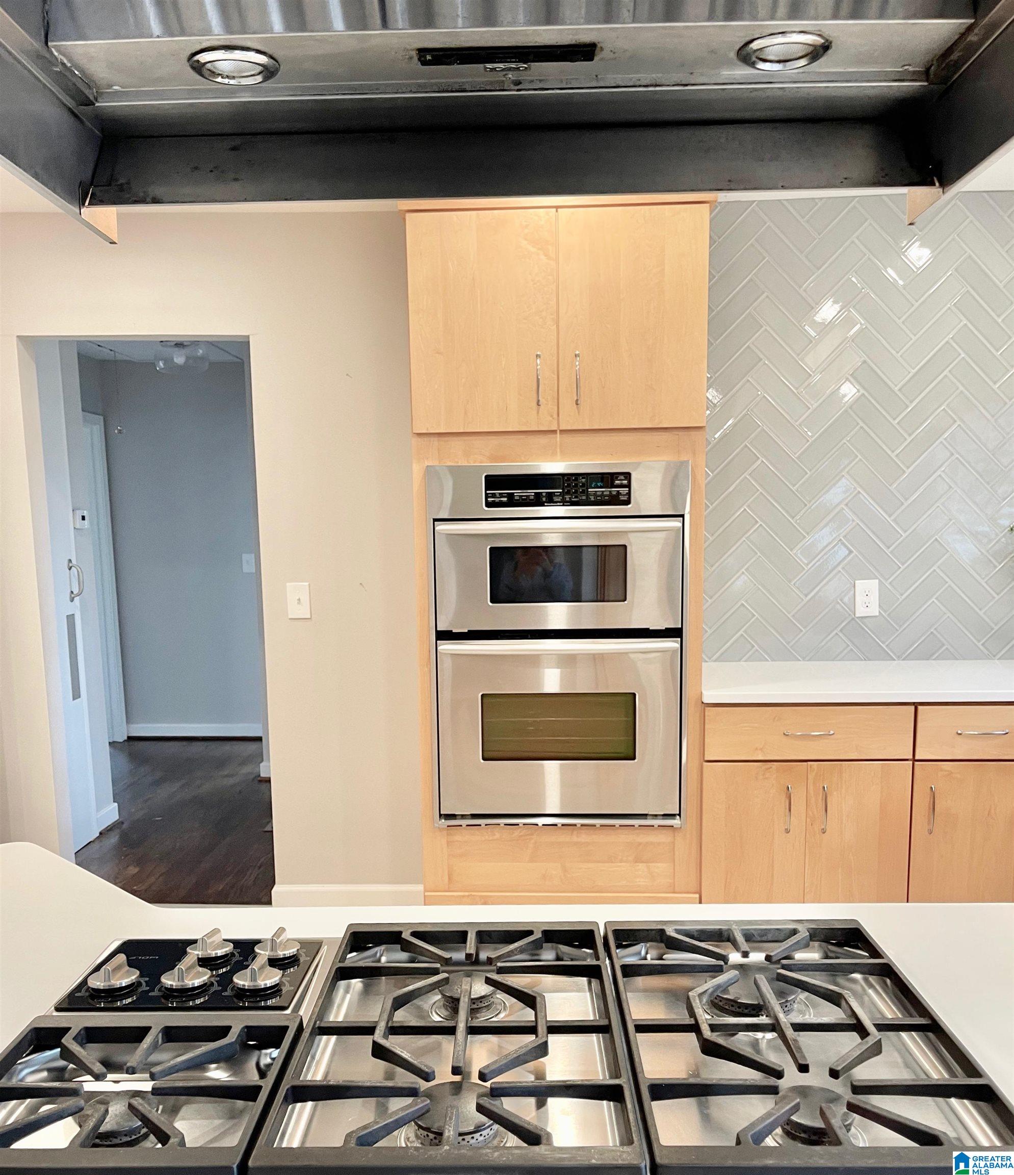 514 Columbiana Road Birmingham, AL 35209 - Photo 4 of 25