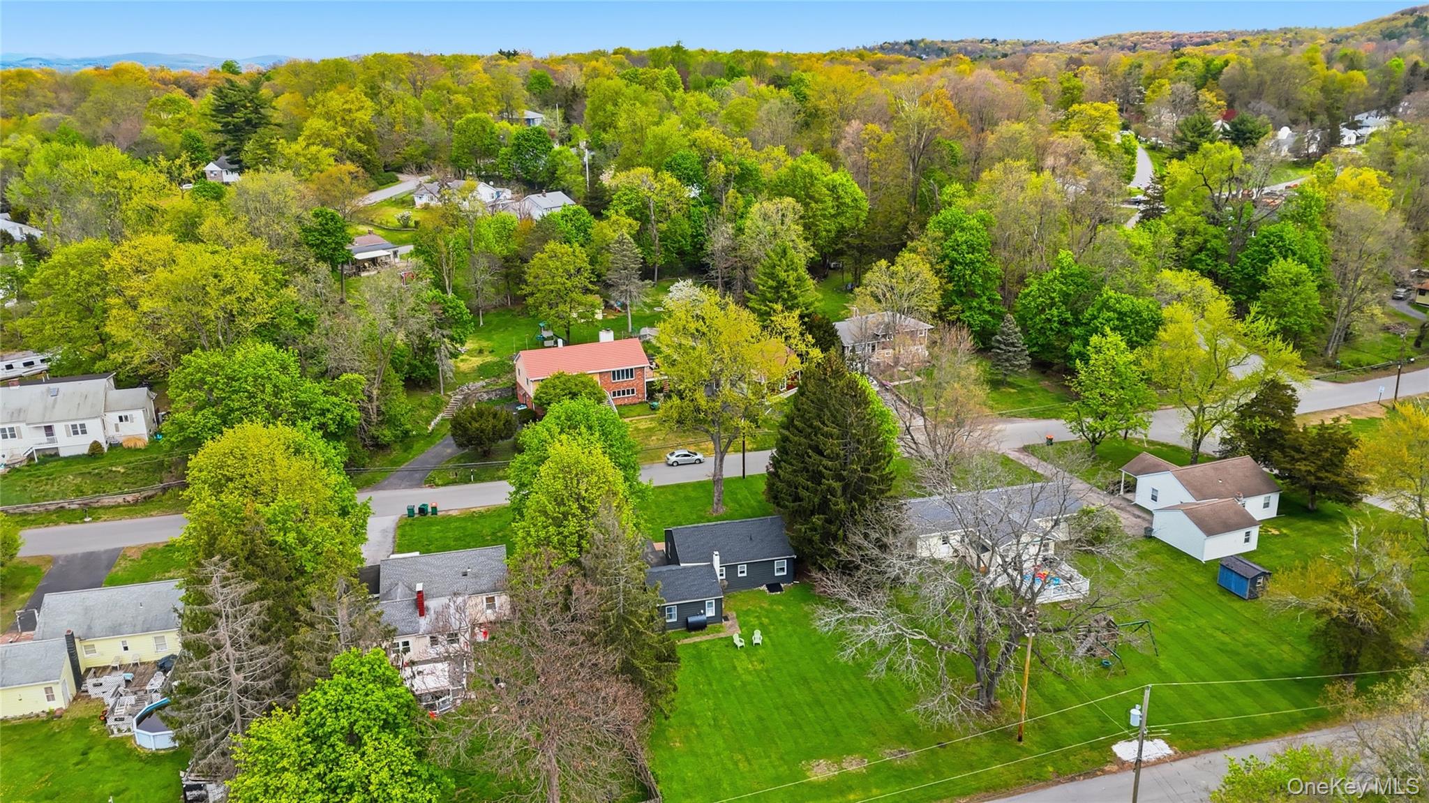 42 South Terrace Fishkill, NY 12524 - Photo 4 of 26