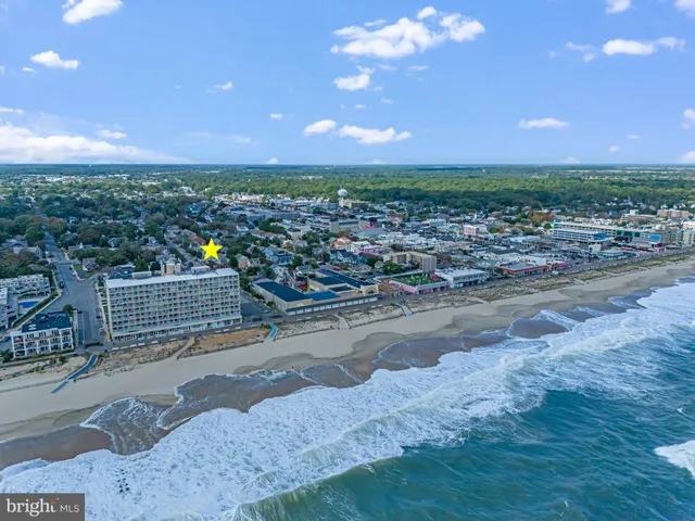 $2,100,000 | 19 Brooklyn Avenue, Rehoboth Beach, DE 19971