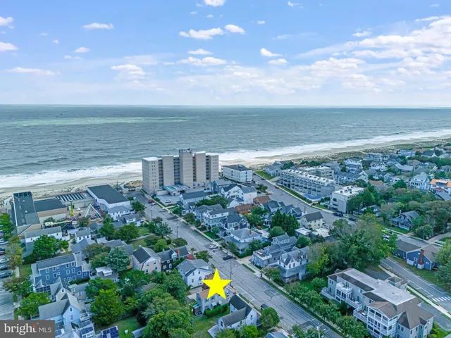$2,100,000 | 19 Brooklyn Avenue, Rehoboth Beach, DE 19971