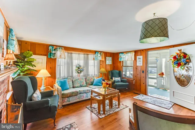 $2,100,000 | 19 Brooklyn Avenue, Rehoboth Beach, DE 19971