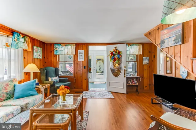 $2,100,000 | 19 Brooklyn Avenue, Rehoboth Beach, DE 19971