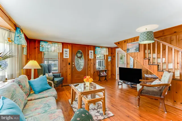 $2,100,000 | 19 Brooklyn Avenue, Rehoboth Beach, DE 19971