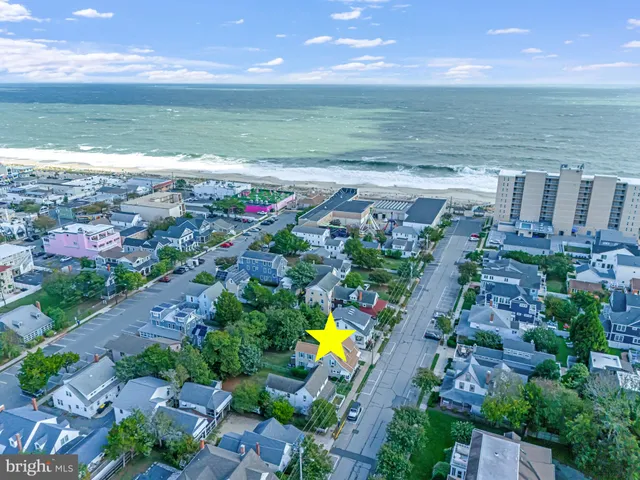 $2,100,000 | 19 Brooklyn Avenue, Rehoboth Beach, DE 19971