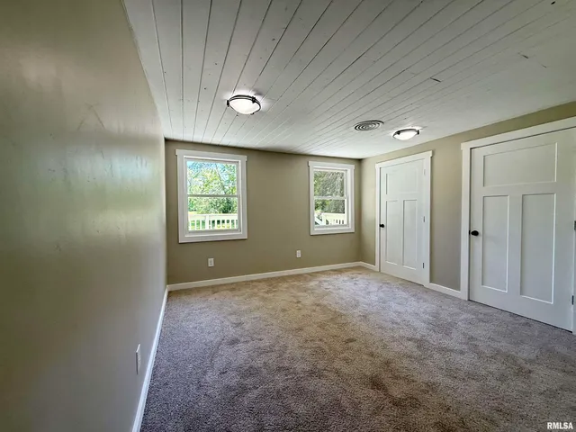 $229,000 | 507 West Grand Avenue, Carterville, IL 62918