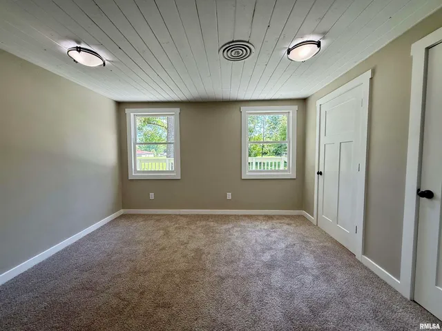 $229,000 | 507 West Grand Avenue, Carterville, IL 62918