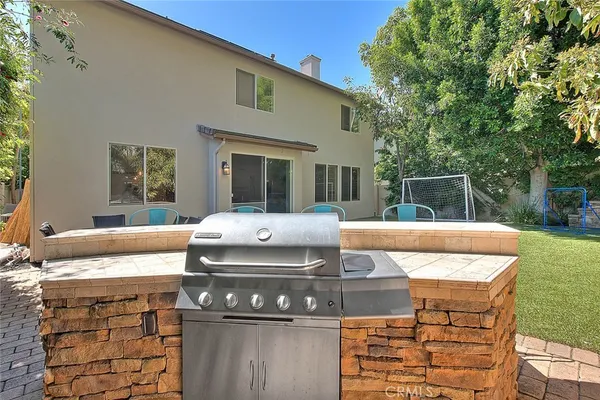 $2,299,999 | 32 Hillsdale, Irvine, CA 92602