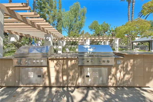 $2,299,999 | 32 Hillsdale, Irvine, CA 92602