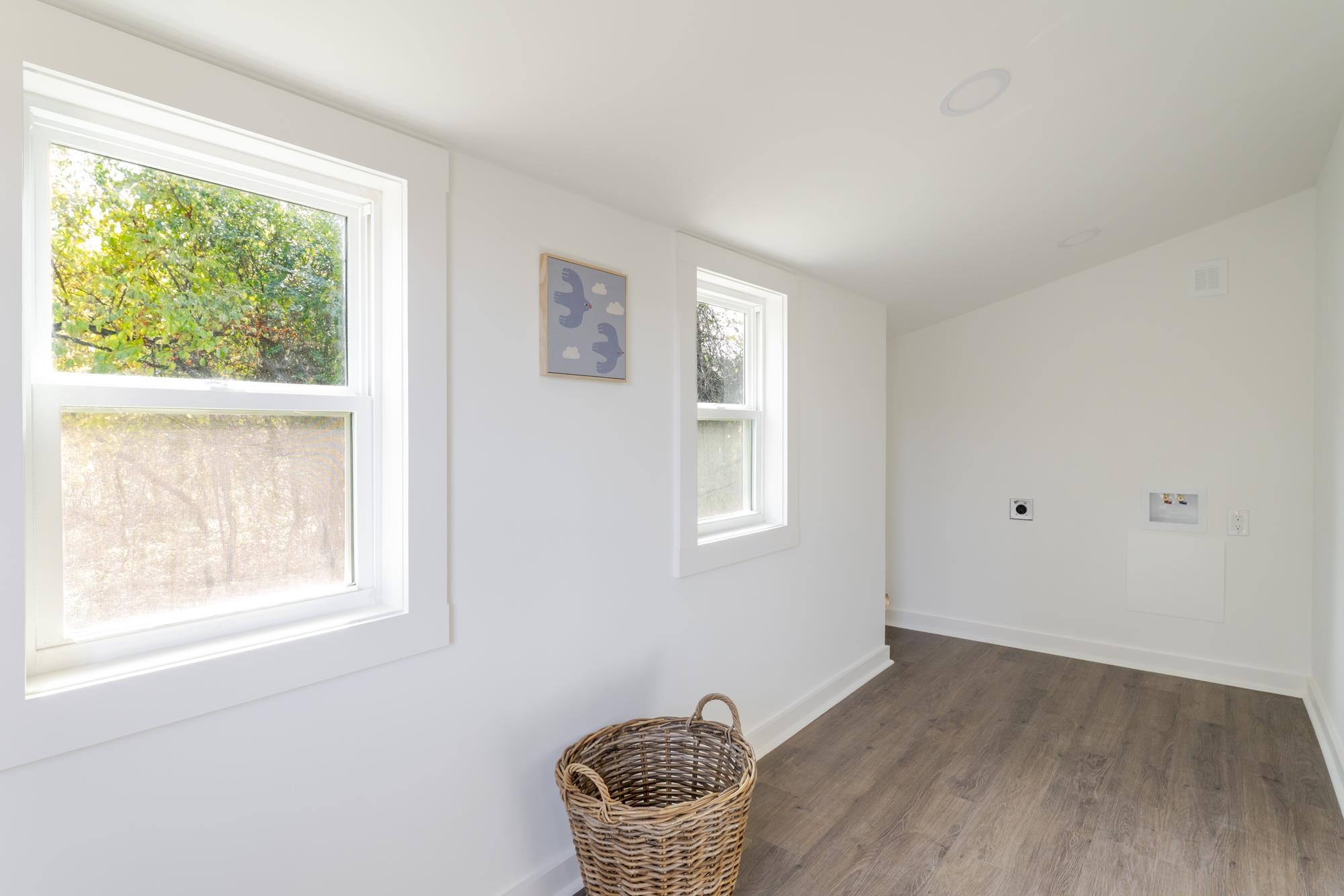 2216 Noon Street Staunton, VA 24401 - Photo 21 of 26 a room with window and a window