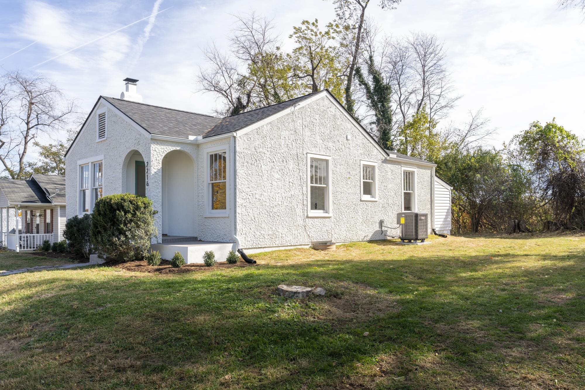 2216 Noon Street Staunton, VA 24401 - Photo 25 of 26 a front view of house with yard and green space