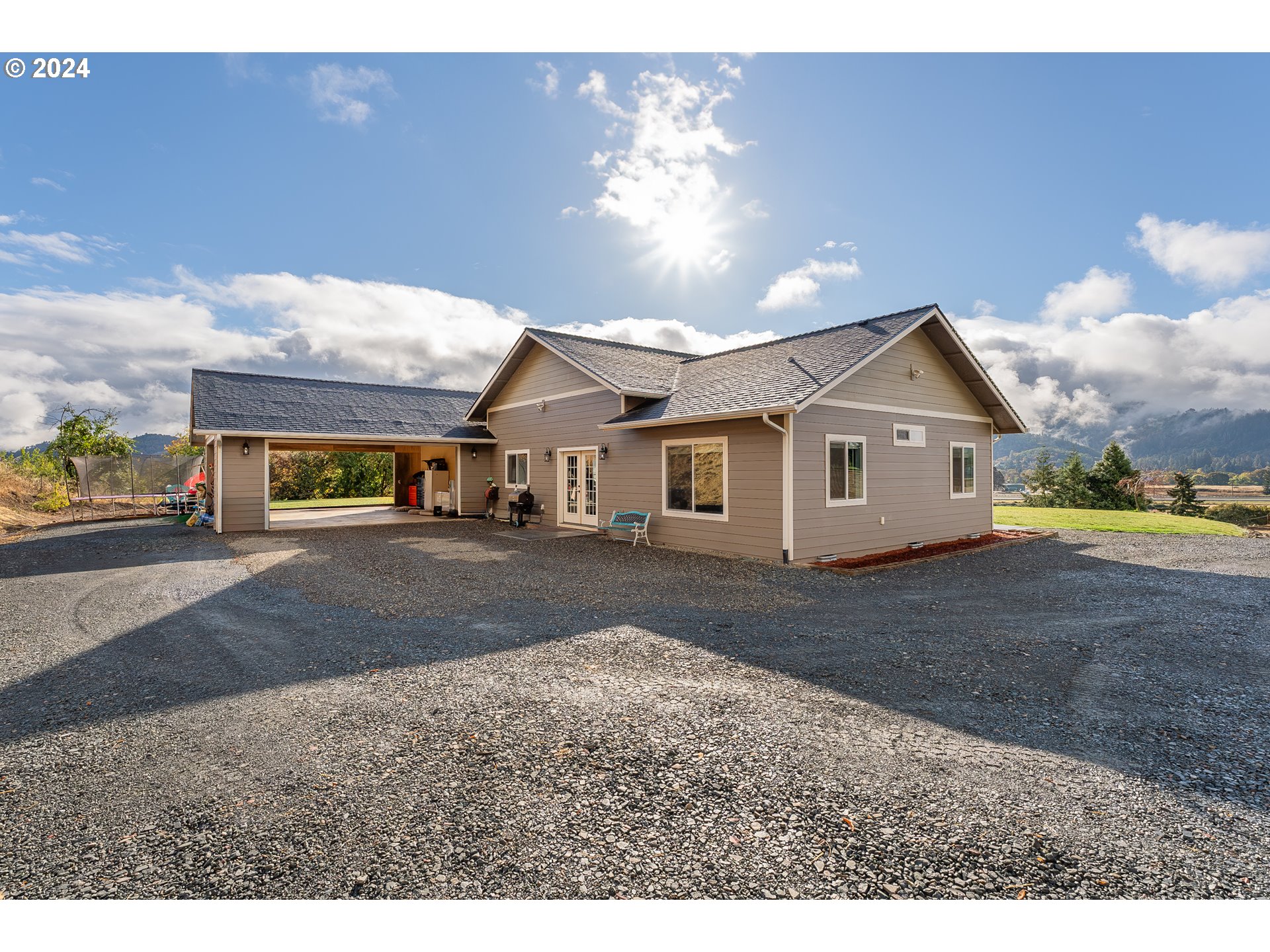 777 Weaver Road Myrtle Creek, OR 97457 - Photo 26 of 44