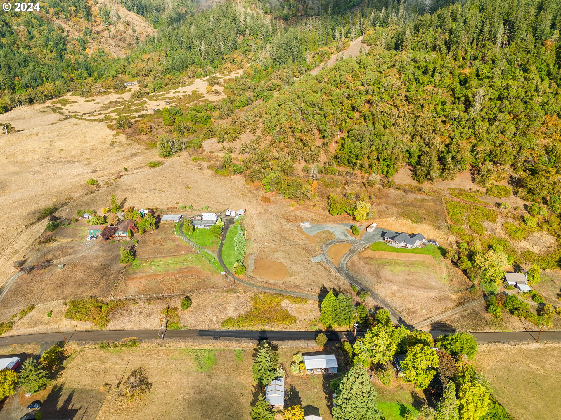 777 Weaver Road Myrtle Creek, OR 97457 - Photo 40 of 44
