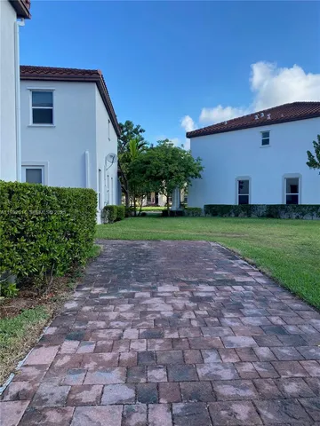 $1,450 | 9464 Southwest 171st Place, Unit ANNEX, Miami, FL 33196