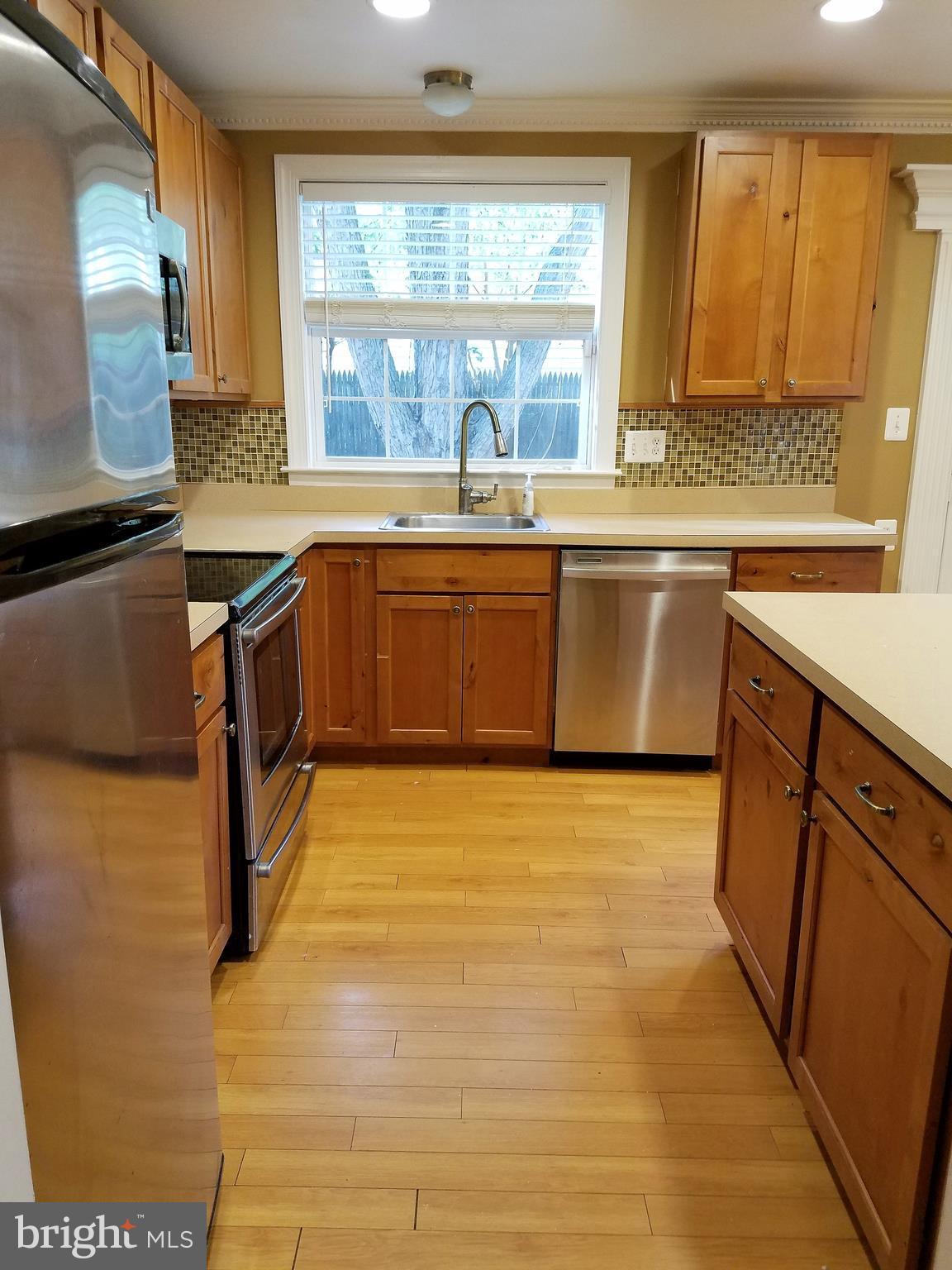 113 Applecreek Road Frederick, MD 21702 - Photo 11 of 22 Kitchen