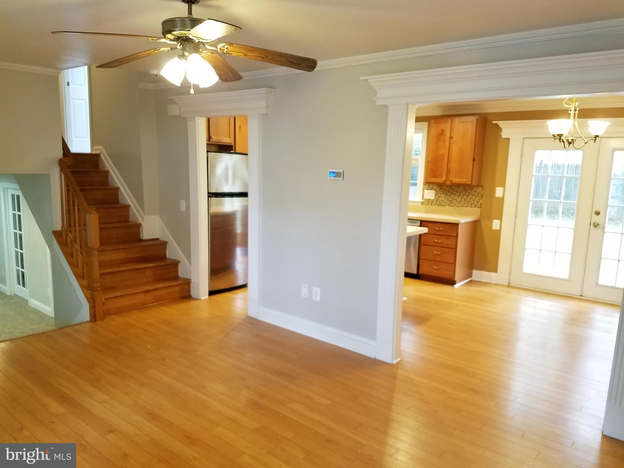 113 Applecreek Road Frederick, MD 21702 - Photo 22 of 22 Main floor open floor plan; laminate flooring
