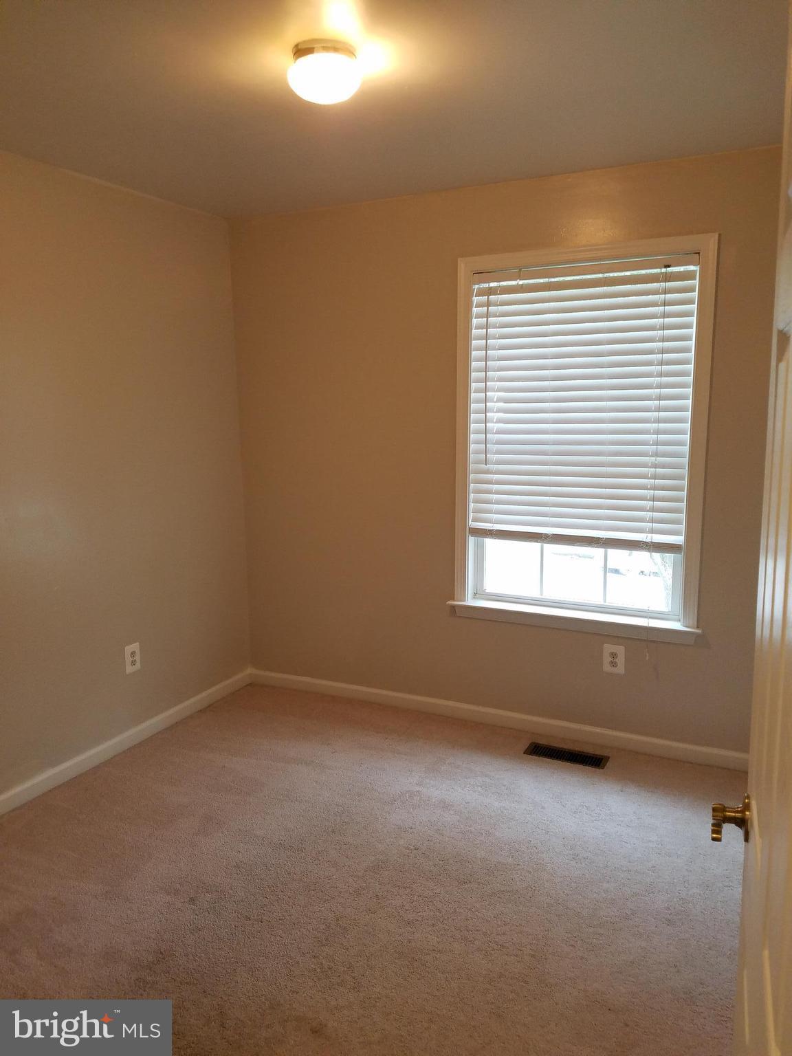 113 Applecreek Road Frederick, MD 21702 - Photo 20 of 22 Bedroom #3