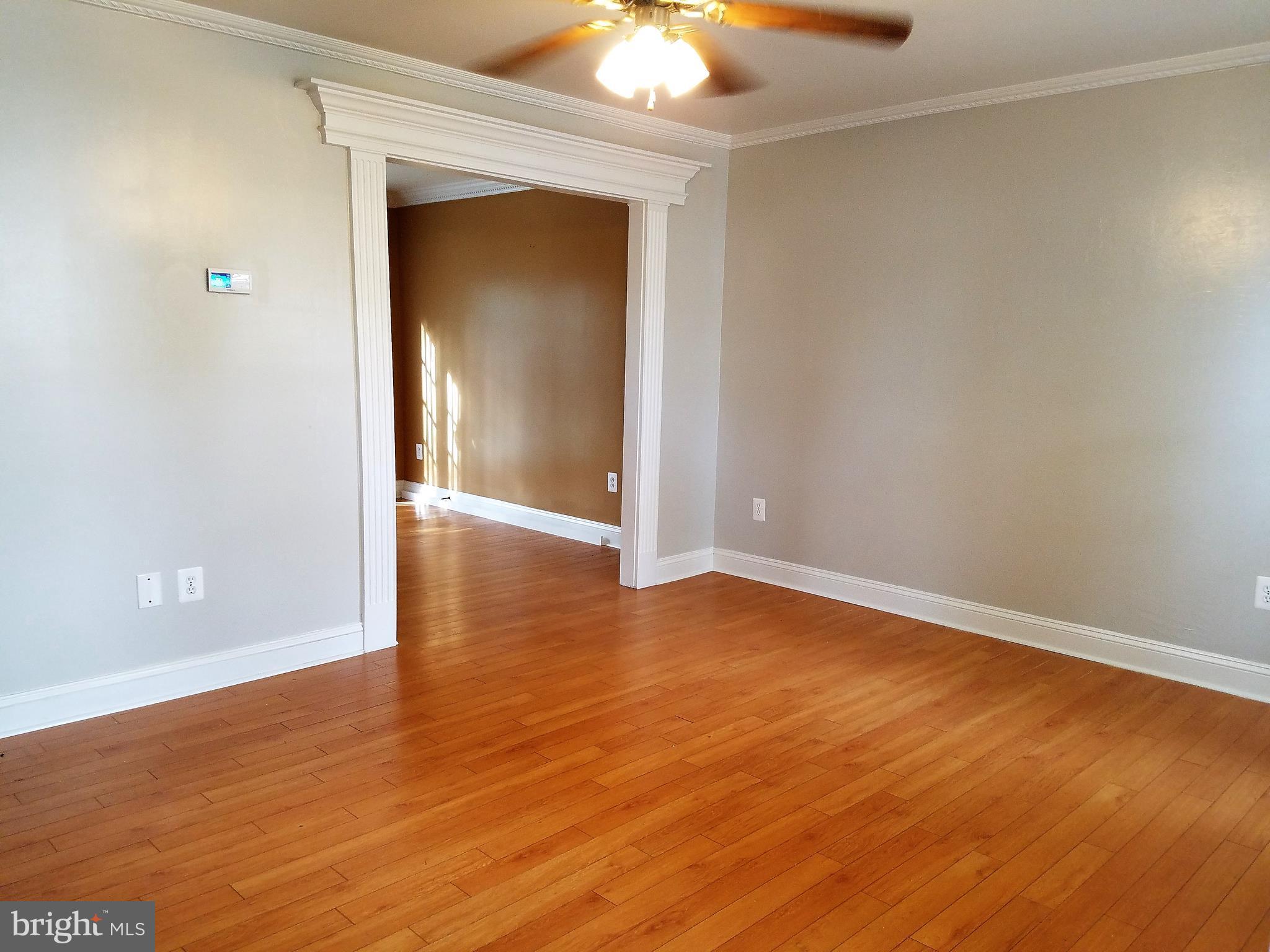 113 Applecreek Road Frederick, MD 21702 - Photo 8 of 22 Large open living room
