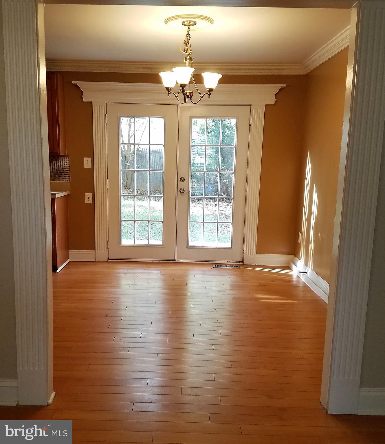 113 Applecreek Road Frederick, MD 21702 - Photo 9 of 22 Dining room with French doors to patio