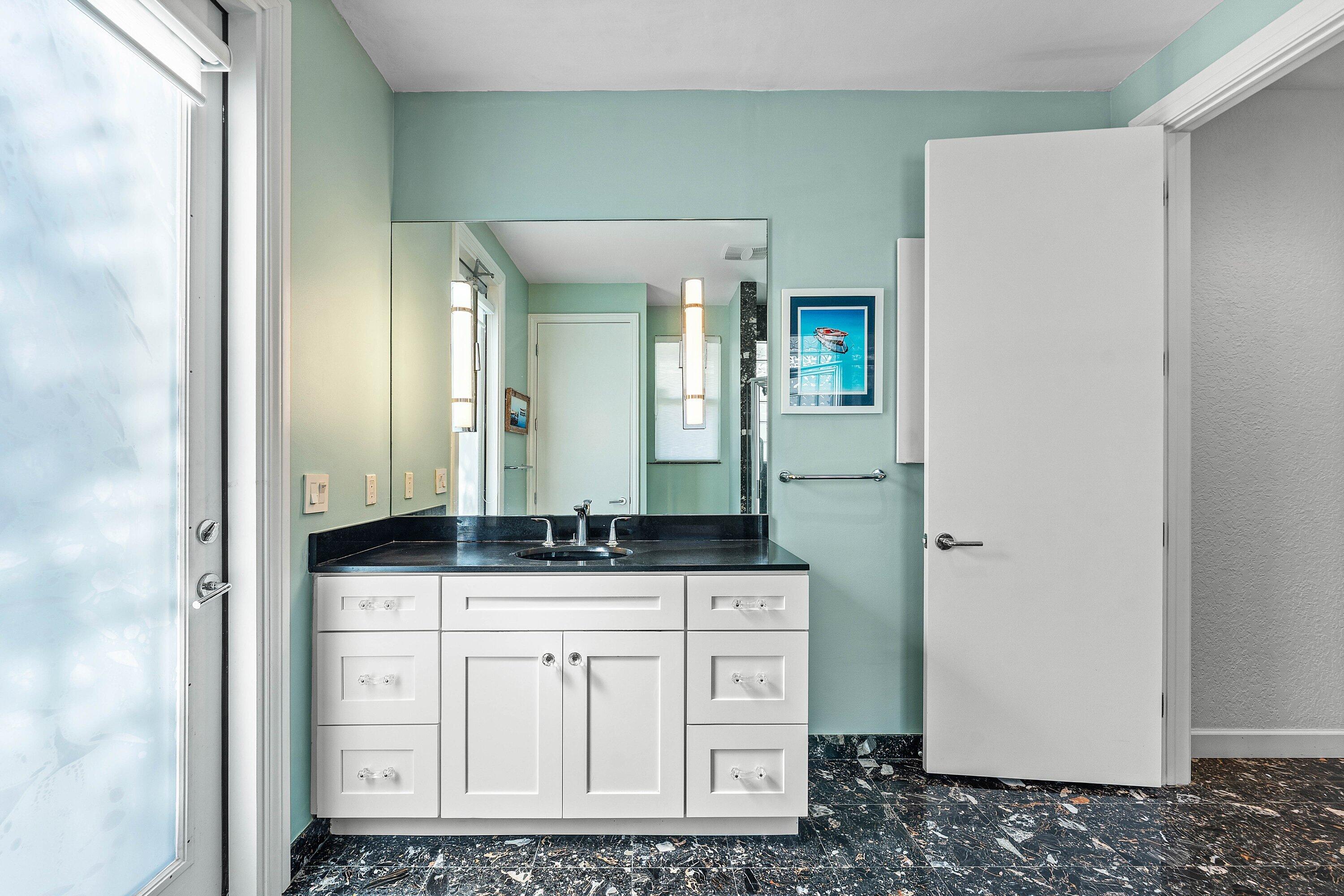 4 Sutton Drive Boynton Beach, FL 33436 - Photo 34 of 90 Cabana/Primary Bath 2