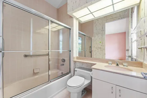 $1,224,900 | 4 Sutton Drive, Boynton Beach, FL 33436