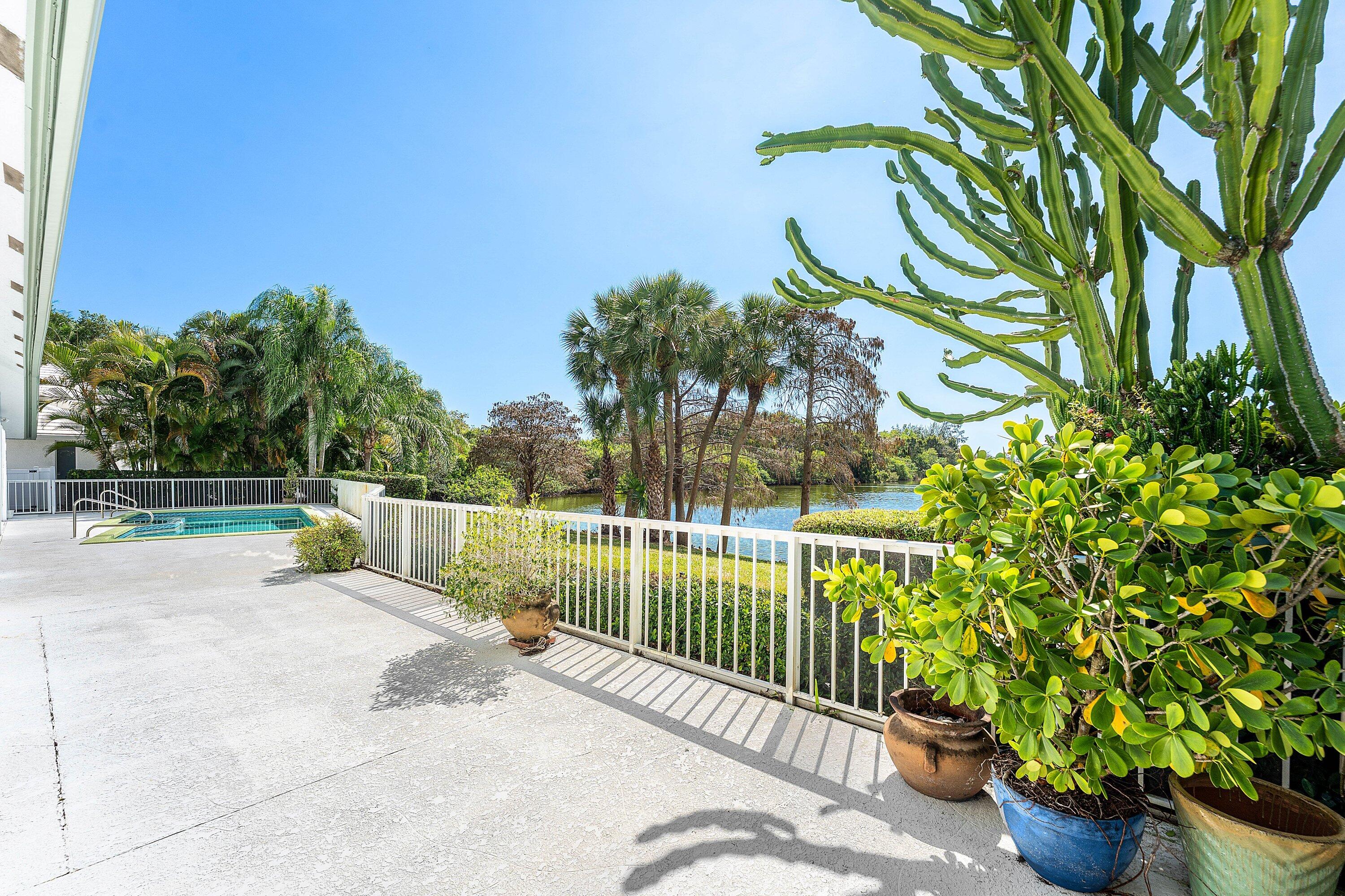 4 Sutton Drive Boynton Beach, FL 33436 - Photo 45 of 90 Pool Deck