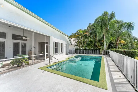 $1,224,900 | 4 Sutton Drive, Boynton Beach, FL 33436