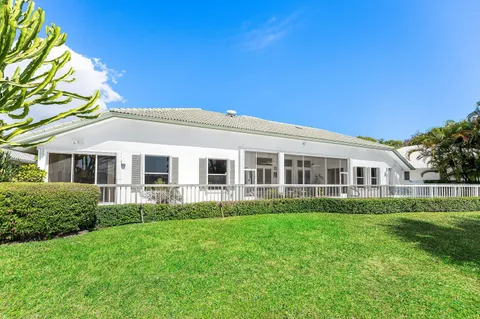 $1,224,900 | 4 Sutton Drive, Boynton Beach, FL 33436