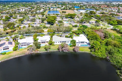 $1,224,900 | 4 Sutton Drive, Boynton Beach, FL 33436