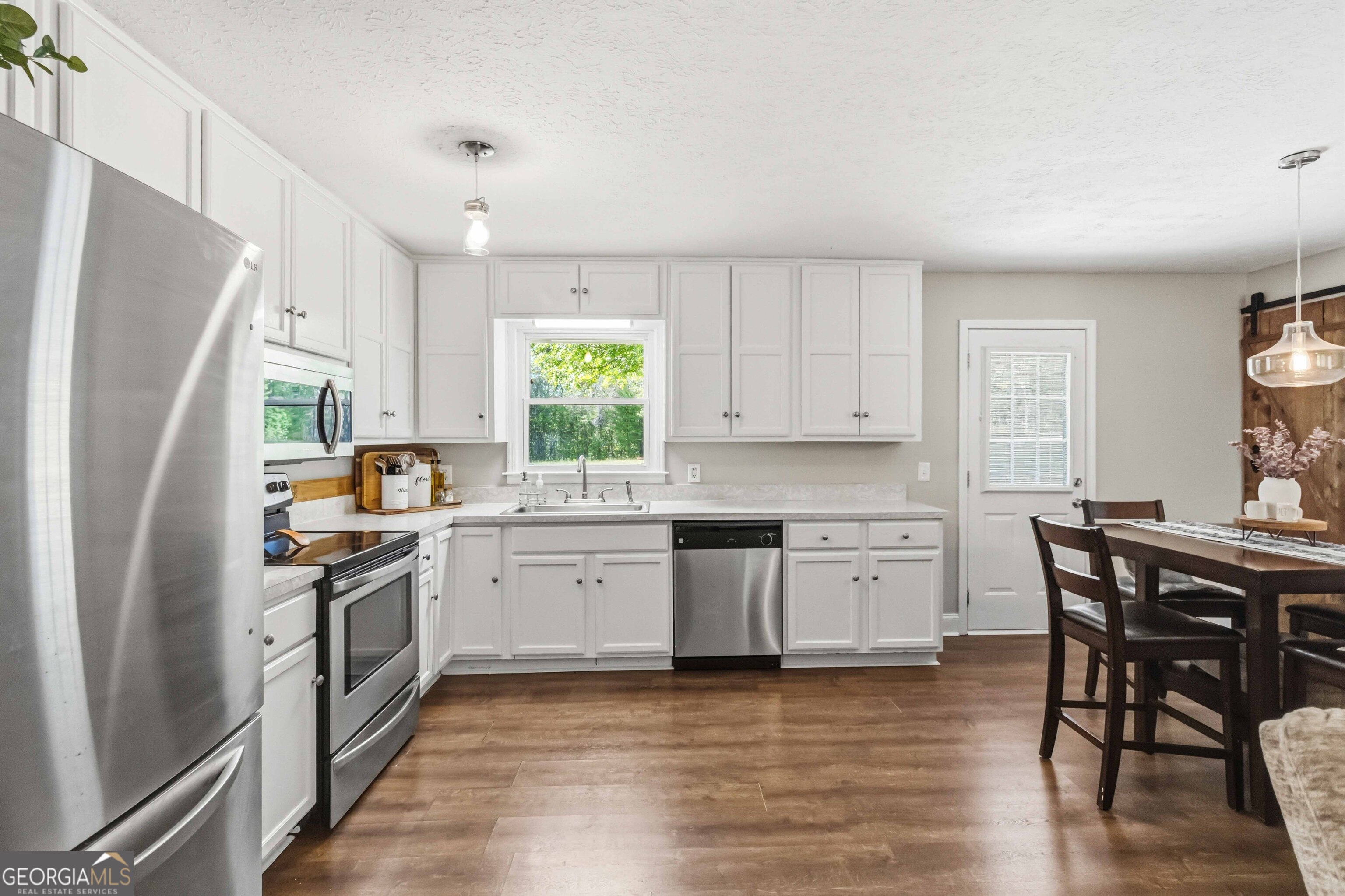 899 Simmons Road Social Circle, GA 30025 - Photo 13 of 31