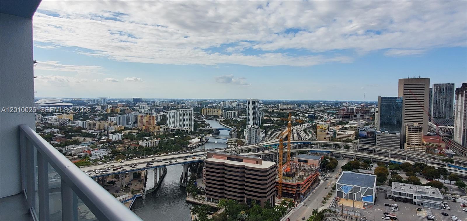 185 Southwest 7th Street, Unit 3309 Miami, FL 33130 - Photo 3 of 20
