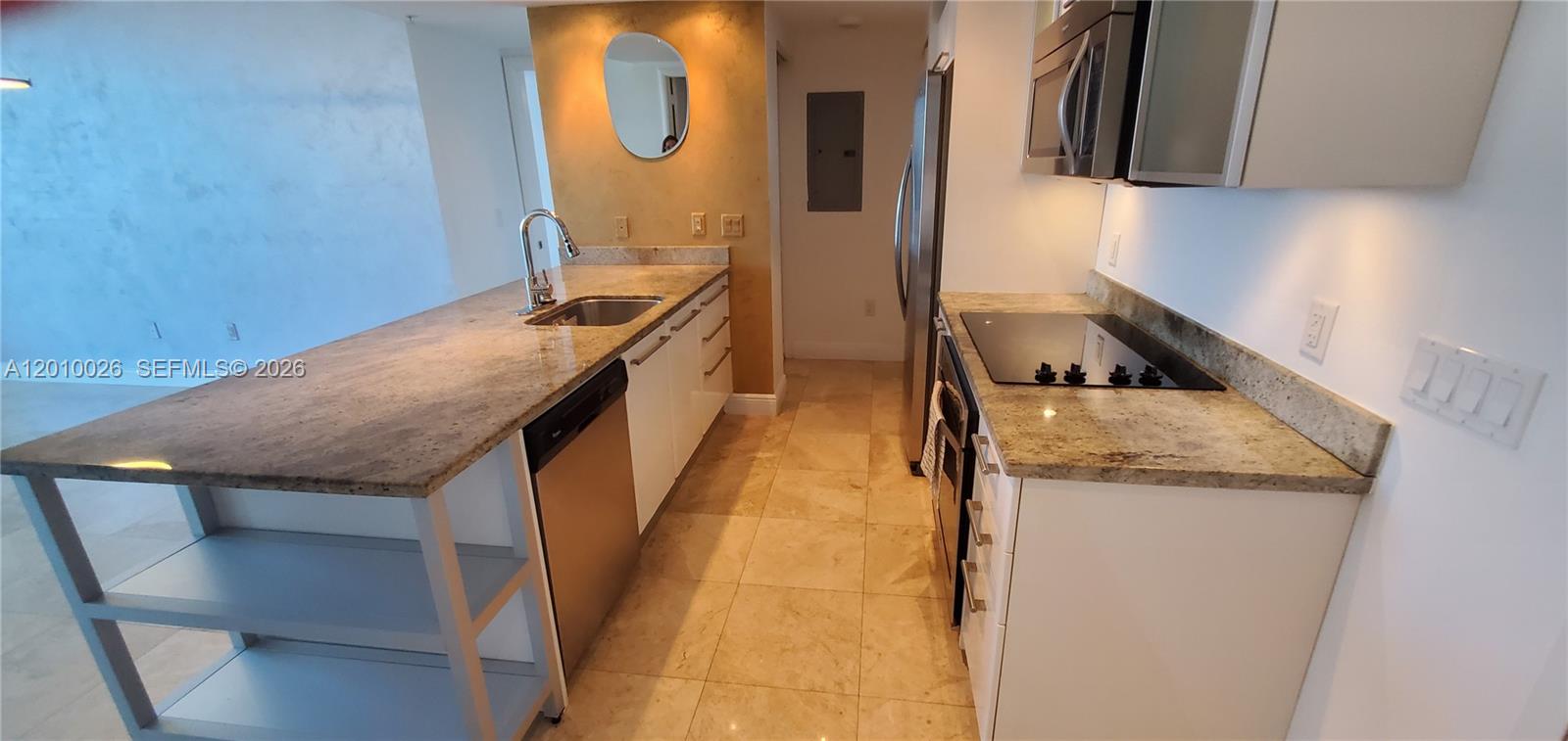 185 Southwest 7th Street, Unit 3309 Miami, FL 33130 - Photo 10 of 20