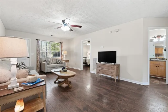 $279,900 | 216 Whispering Pine Circle, White, GA 30184