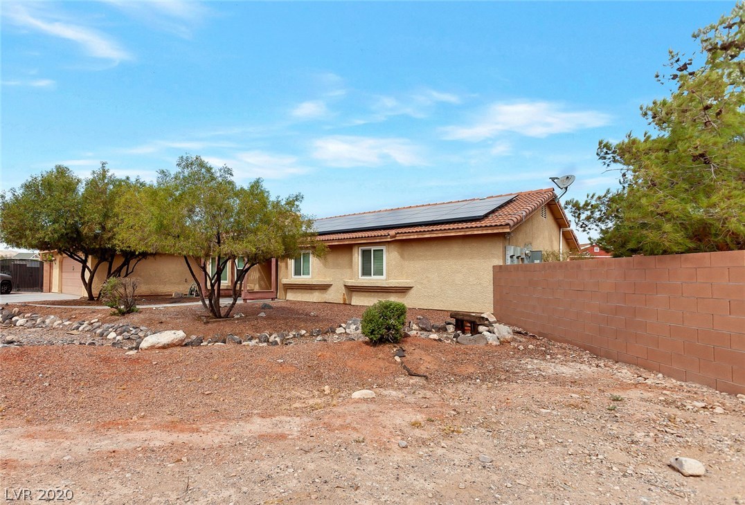 10725 Rancho Destino Road Las Vegas, NV 89183 - Photo 3 of 46 Gallery Image 3