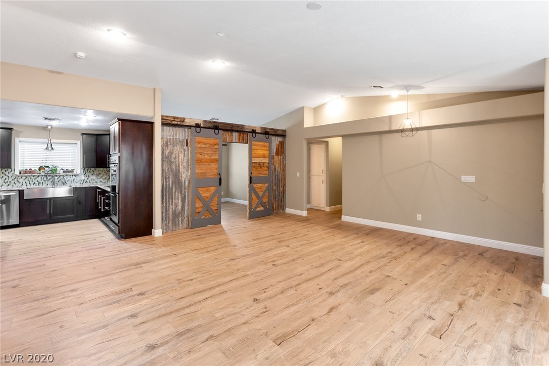 10725 Rancho Destino Road Las Vegas, NV 89183 - Photo 5 of 46 Gallery Image 5
