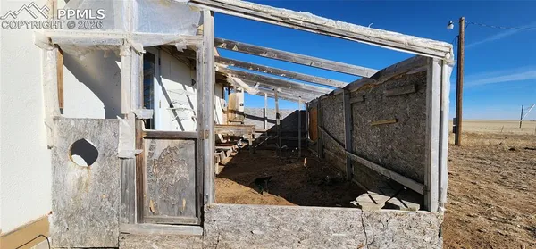 $267,000 | 31995 North Neely Road, Yoder, CO 80864