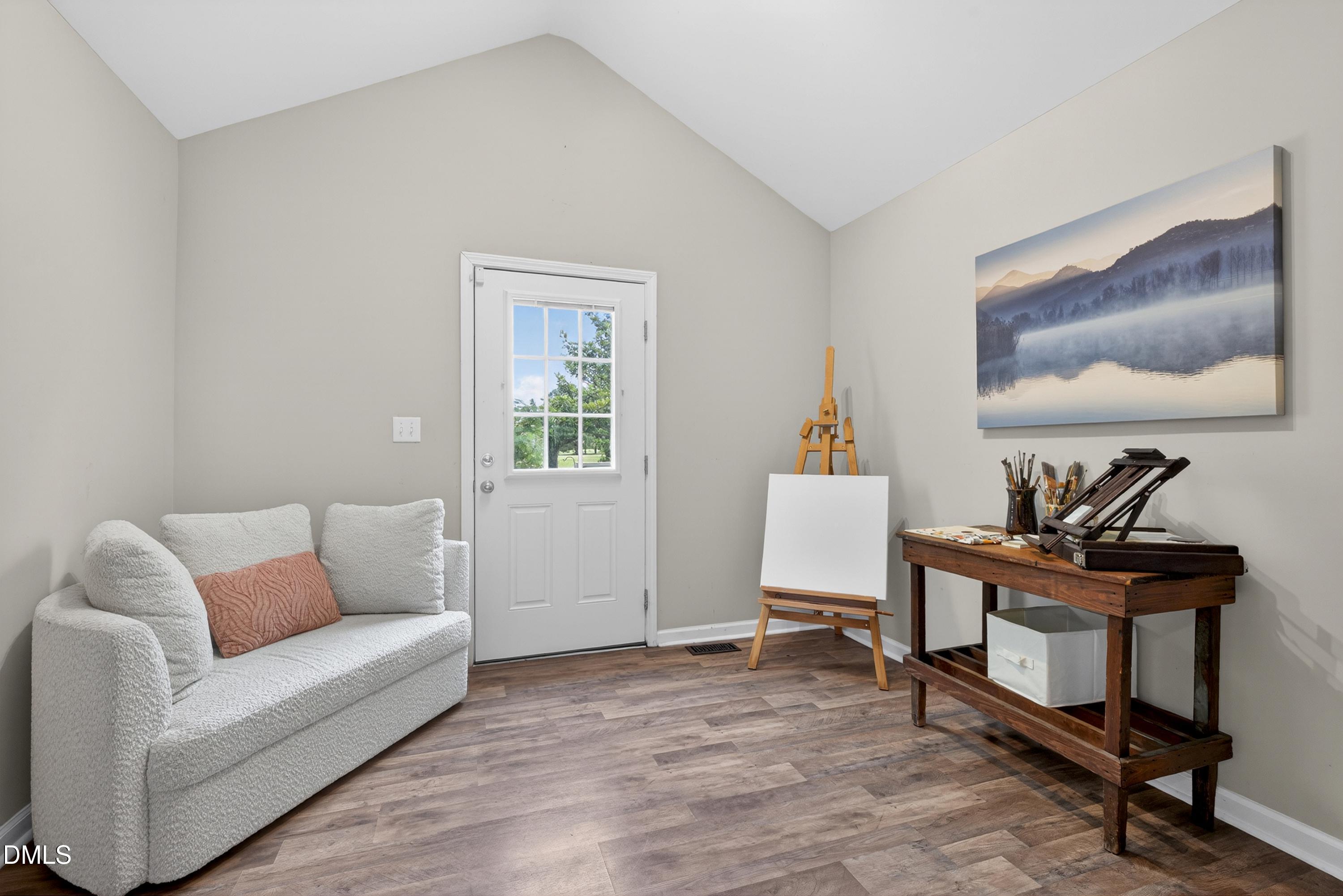 1200 Kerrigan Lane Raleigh, NC 27603 - Photo 10 of 63 Scene-15