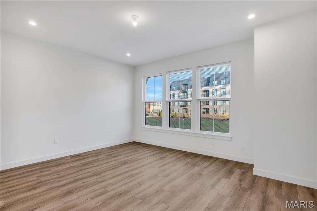 304 Indigo Court, Unit 304 Chesterfield, MO 63005 - Photo 17 of 34