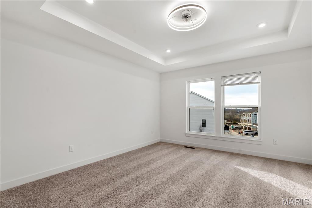 304 Indigo Court, Unit 304 Chesterfield, MO 63005 - Photo 19 of 32