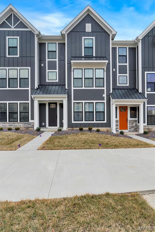 304 Indigo Court, Unit 304 Chesterfield, MO 63005 - Photo 2 of 34