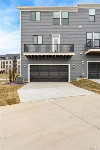 $4,900 | 304 Indigo Court, Unit 304, Chesterfield, MO 63005