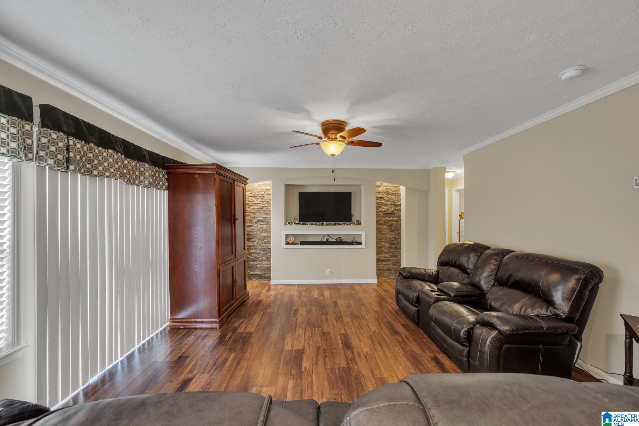 899 Roulain Road Odenville, AL 35120 - Photo 7 of 41