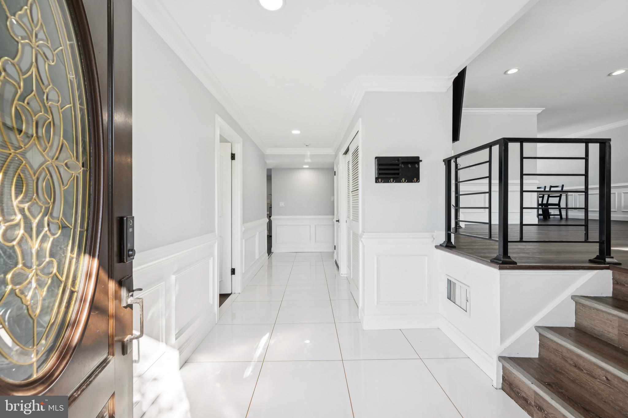 9810 Bridle Road Philadelphia, PA 19115 - Photo 3 of 25 a bathroom with a bathtub and a shower
