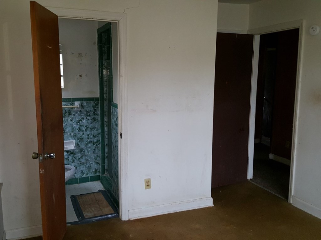 115 Deason Street McCormick, SC 29835 - Photo 10 of 22