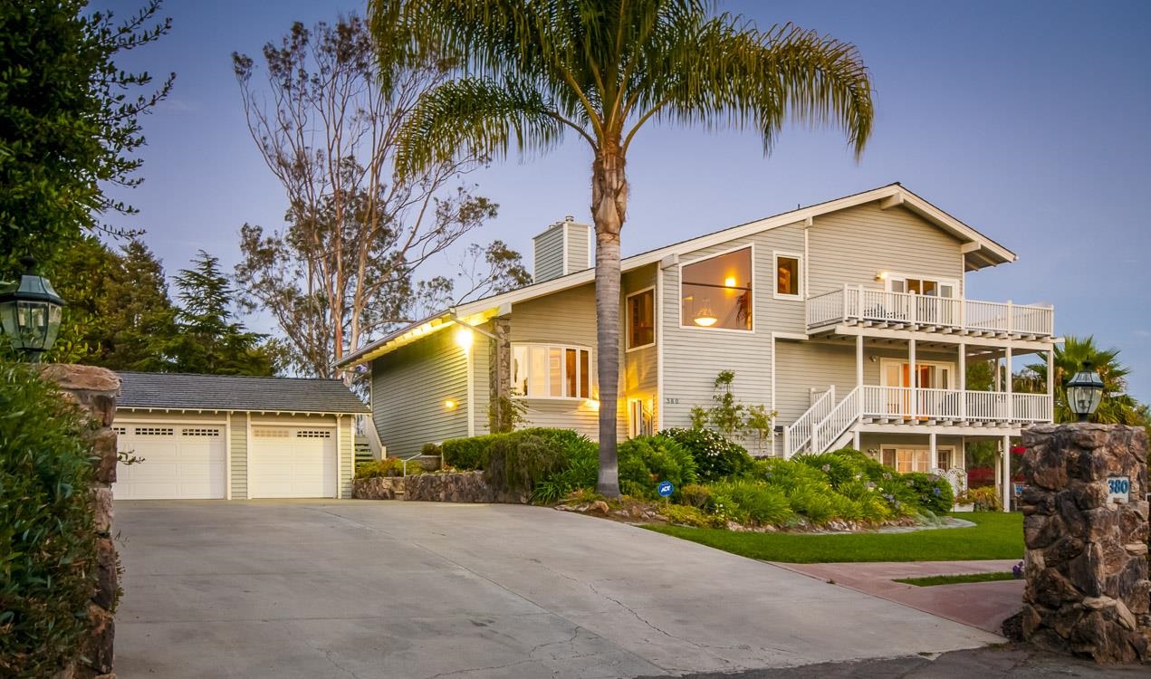 380 Dollimore Road Encinitas, CA 92024 - Photo 2 of 25